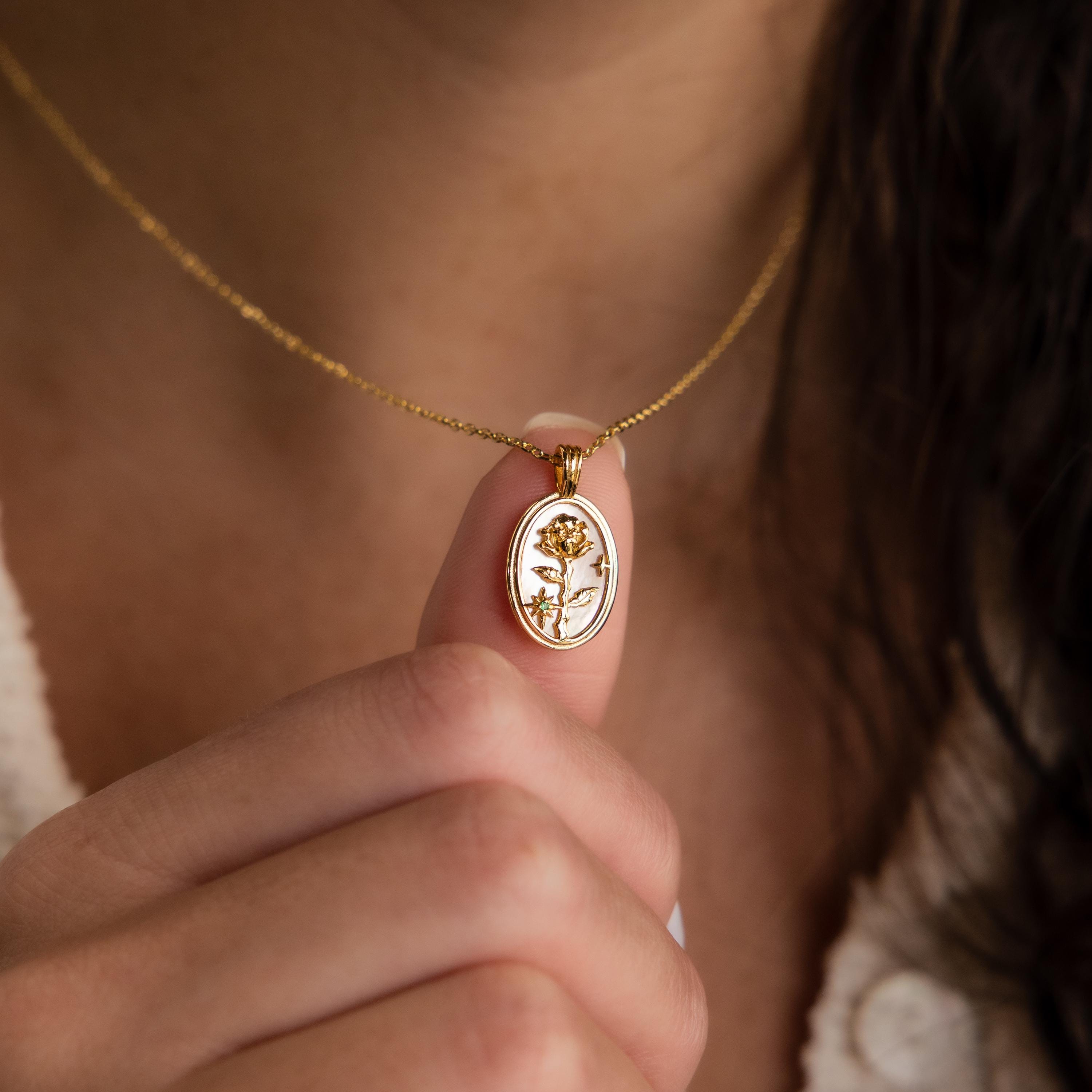 Birth Flower Necklace - Colar feminino com pingente de flor